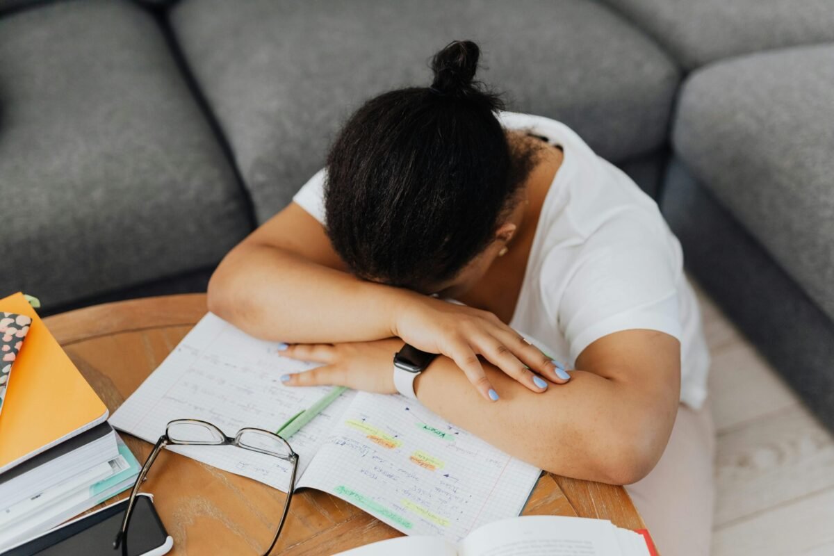 Le jour où ton corps dit stop avant toi : reconnaître le burn out